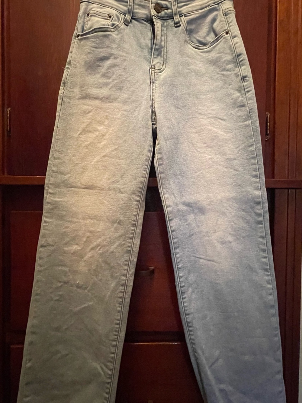 Women’s Straight-Leg Jeans in Light Blue
